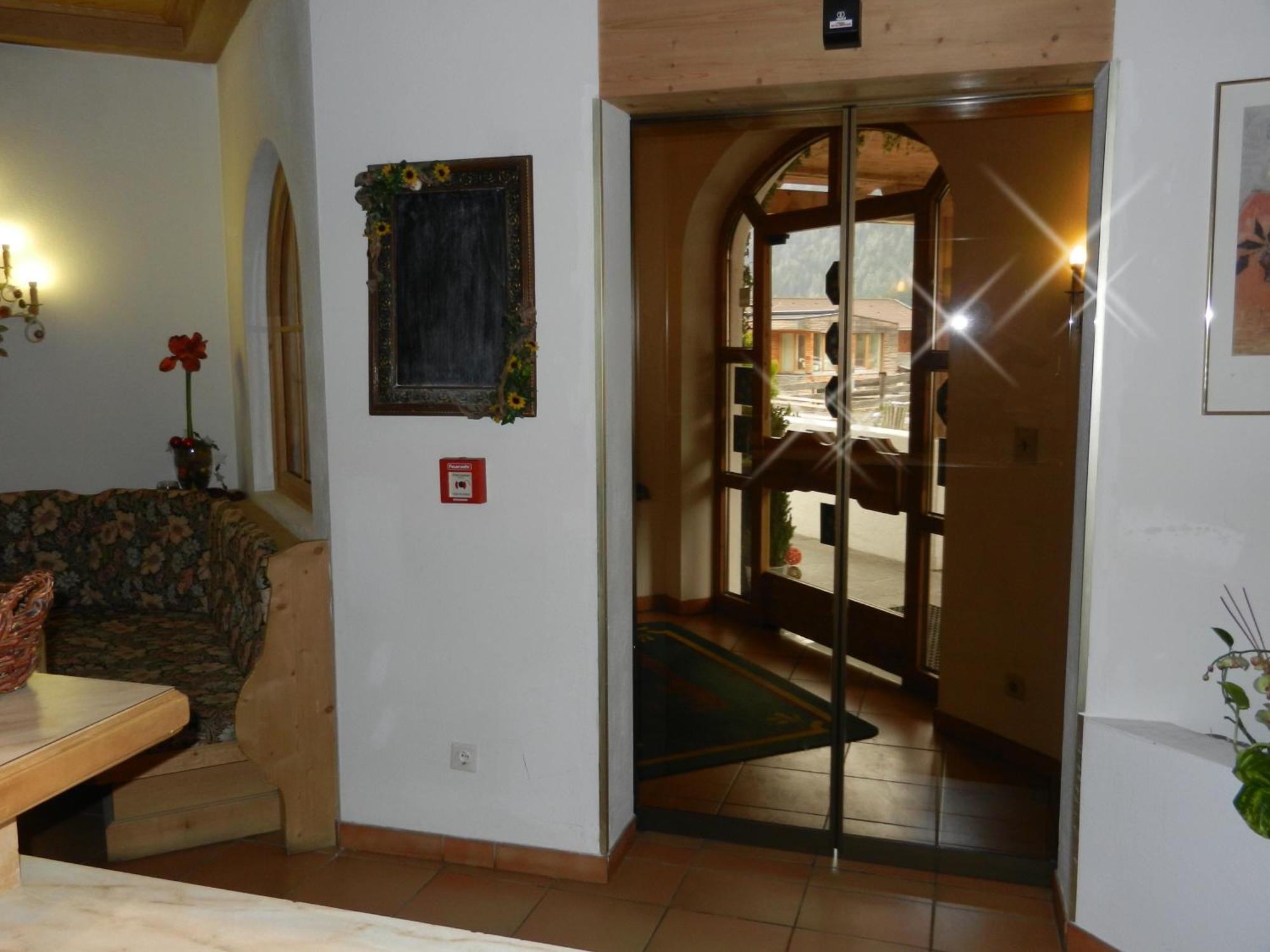 Appartementhaus Zum Holzknecht Am See Нойштіфт-ім-Штубайталь Екстер'єр фото