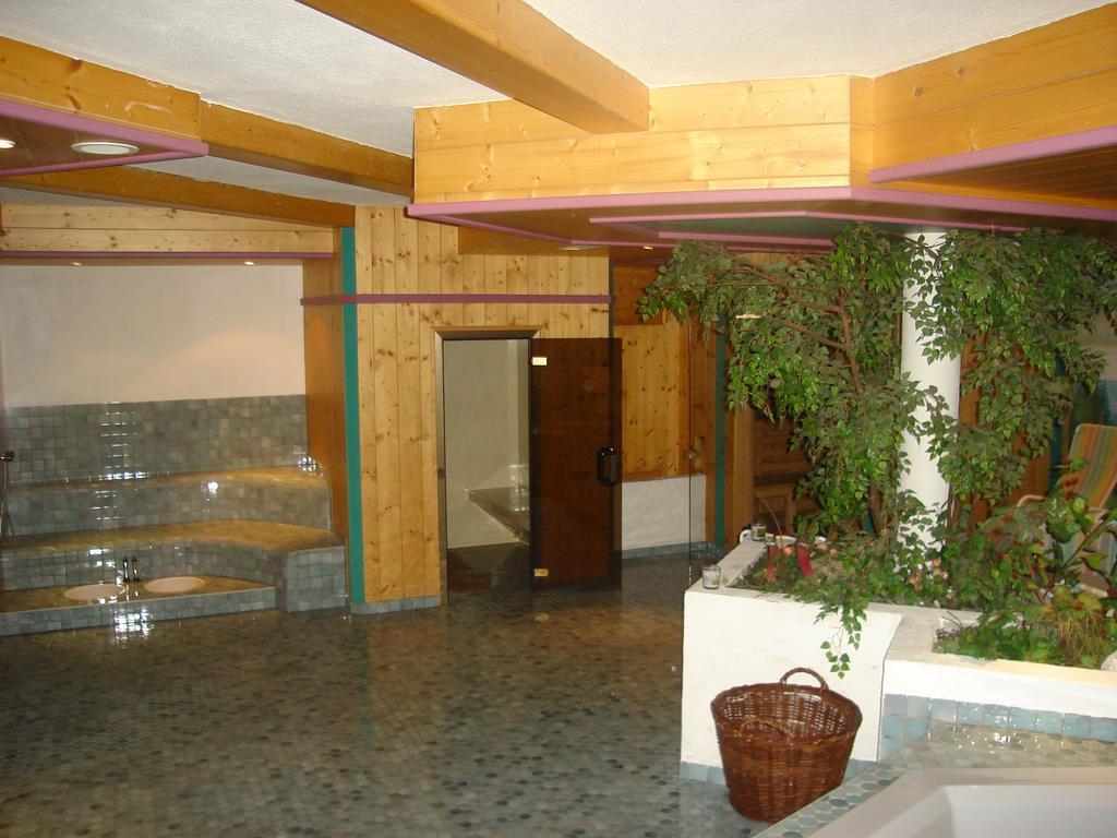 Appartementhaus Zum Holzknecht Am See Нойштіфт-ім-Штубайталь Екстер'єр фото